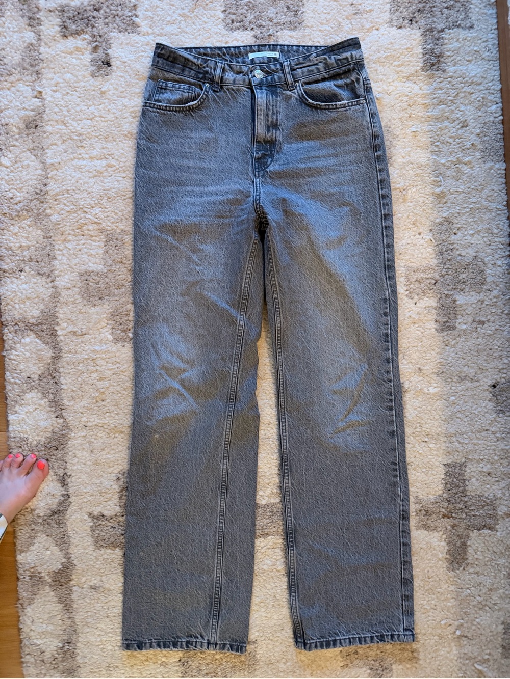 Zara Straight Leg Jeans in Washed Gray